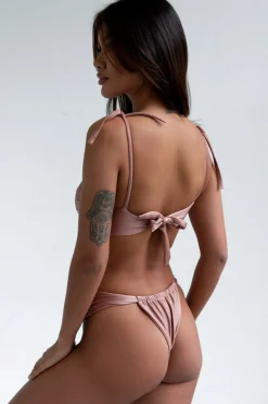 Aura Paraiso