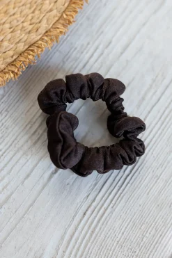 Gumka do włosów mini scrunchie brązowy espresso