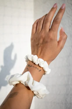 Gumka do włosów mini scrunchie bone
