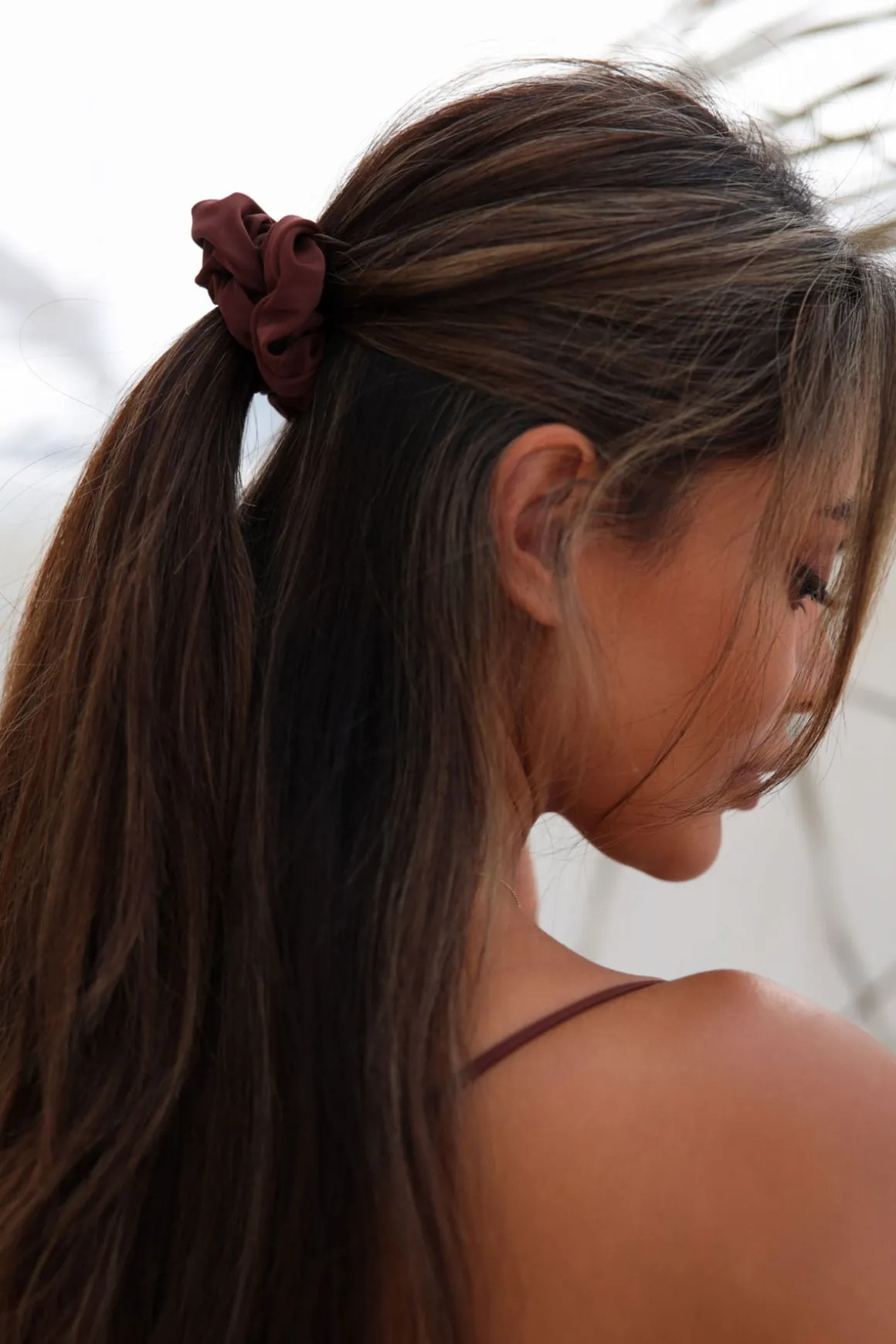Gumka do włosów scrunchie brązowy choco