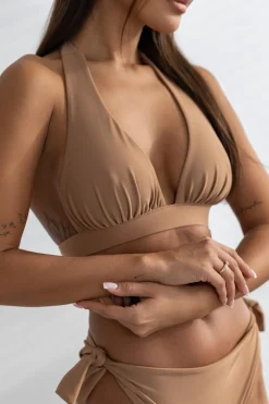Linda Nude