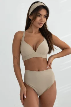 Mira Sand